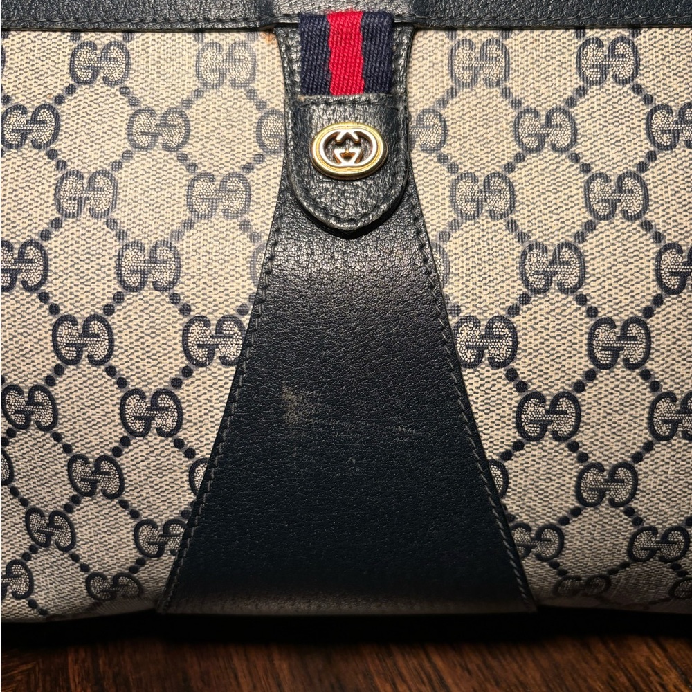 Gucci GG Supreme Sherry Line Pouch with Unbranded Removable Strap - Picture 3 of 10